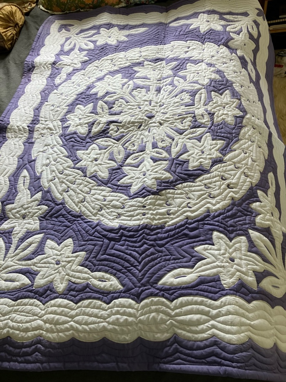 Tiare Hawaii Purple and White Hawaiian Appliqué Quilt